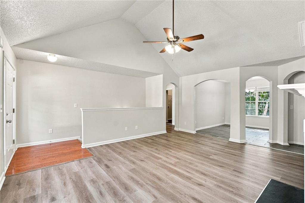 5741 Village Loop Property Photo 8