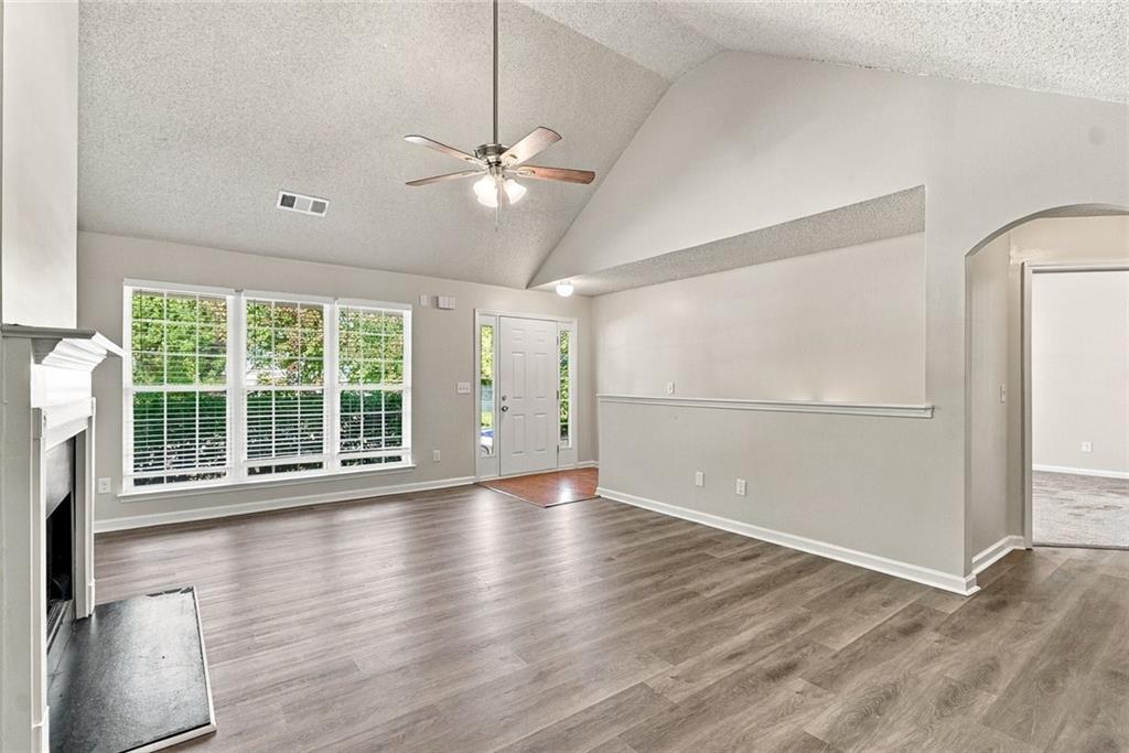 5741 Village Loop Property Photo 9