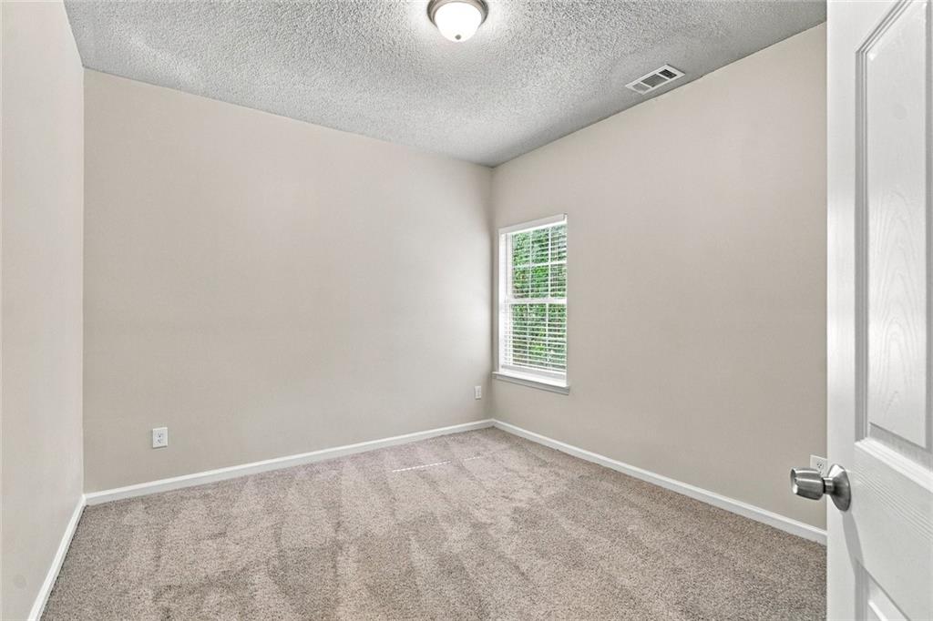 5741 Village Loop Property Photo 23
