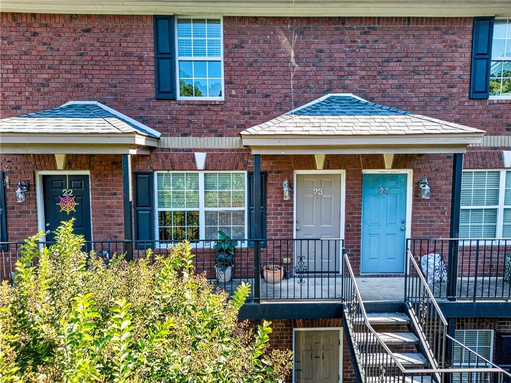 105 Whitehead Road Unit 23 Property Photo 1