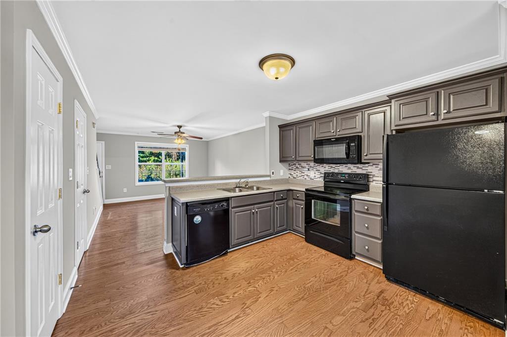 105 Whitehead Road Unit 23 Property Photo 21