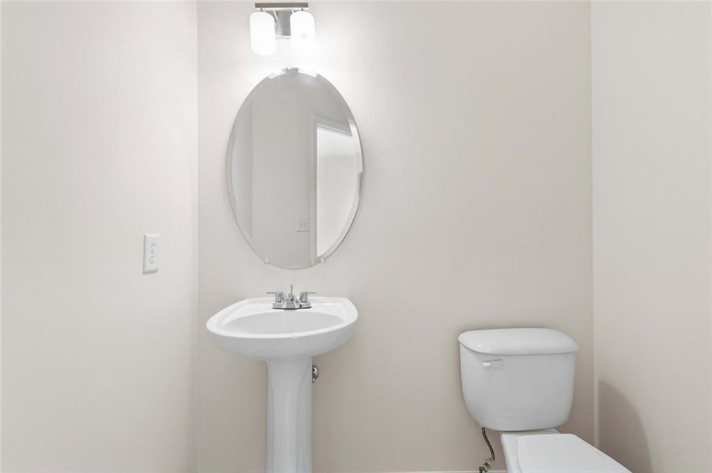 3060 Harvest Circle Property Photo 8