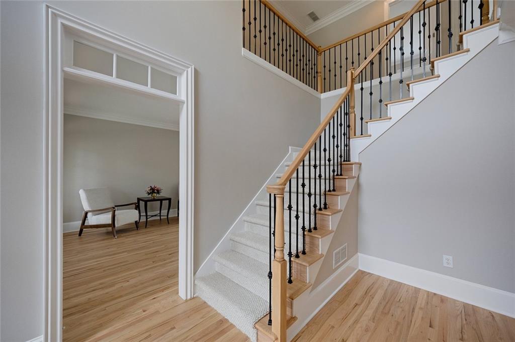 3090 Creek Falls Way Property Photo 5