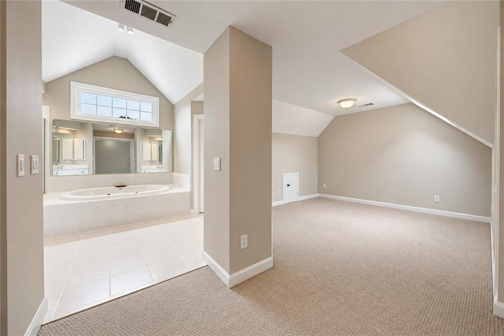 3090 Creek Falls Way Property Photo 27
