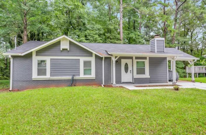 422 Plainville Drive SW Property Photo 1