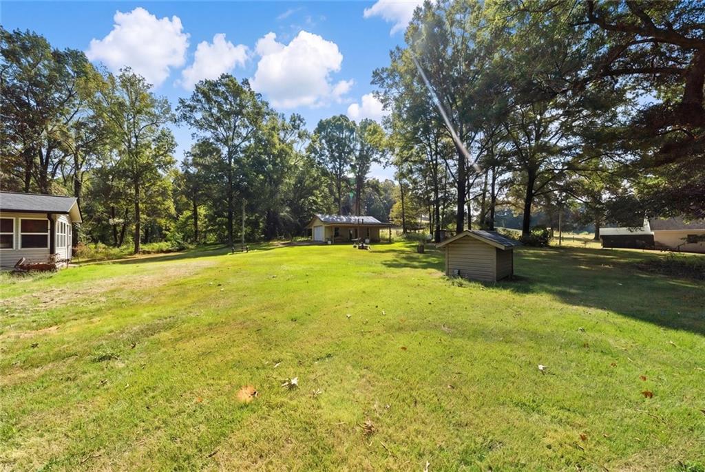 18 David Road Nw Property Photo 30