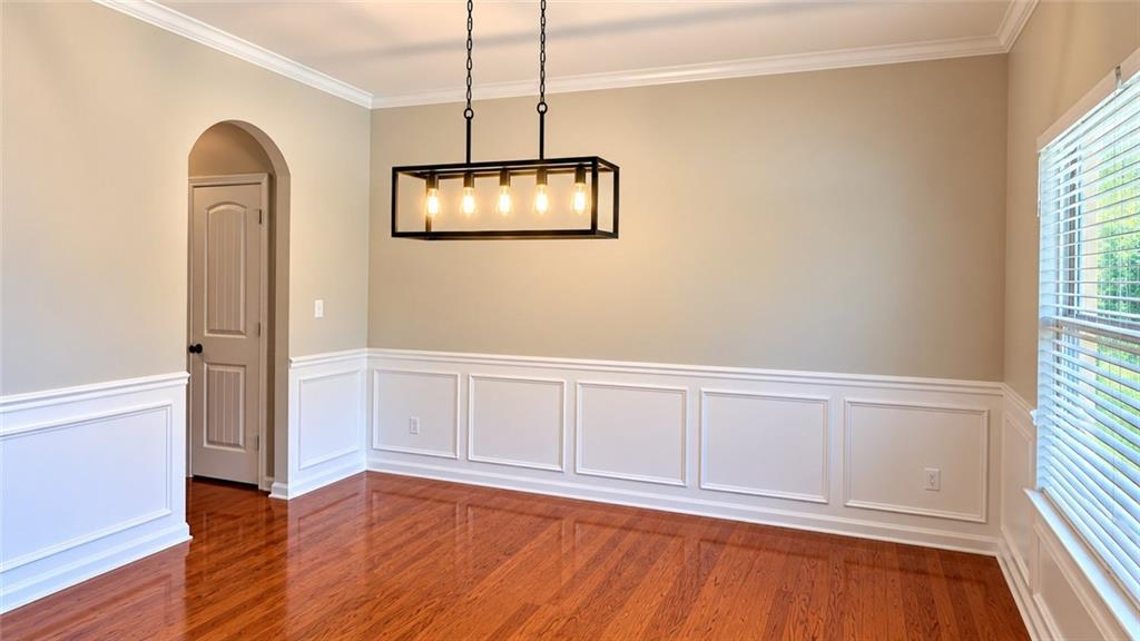 7495 Springbox Drive Property Photo 2