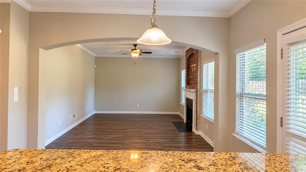 7495 Springbox Drive Property Photo 7