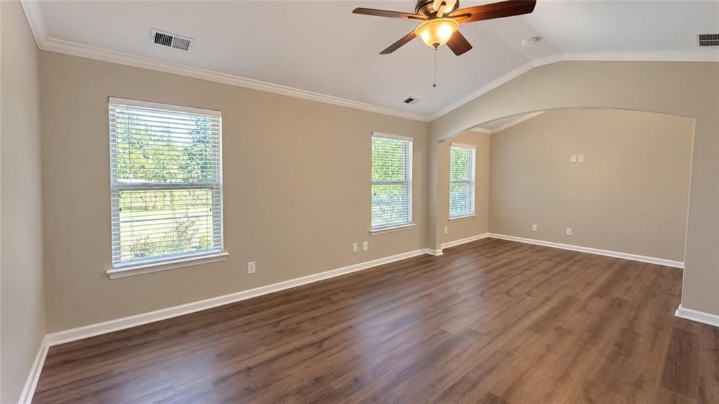 7495 Springbox Drive Property Photo 12