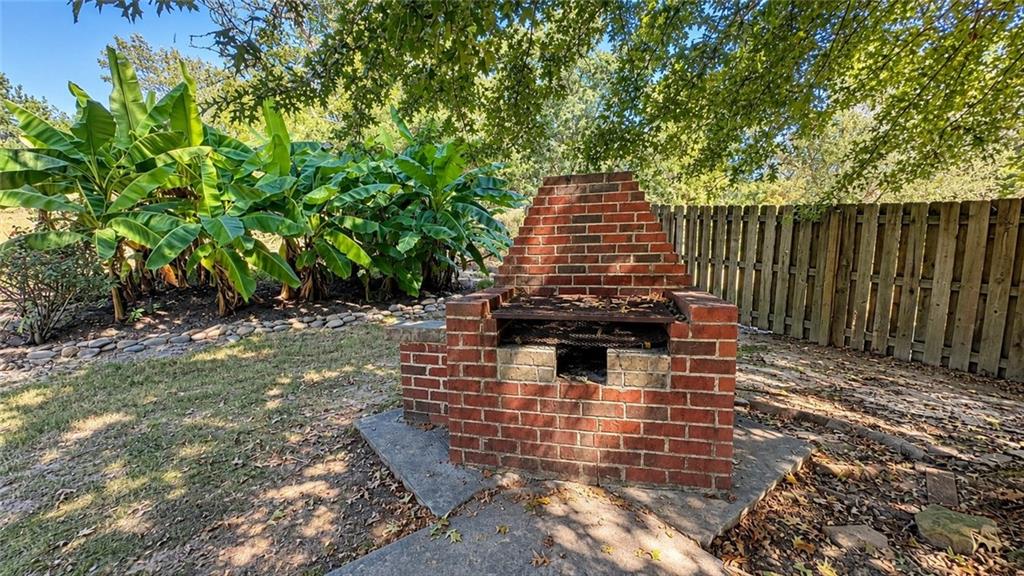 7495 Springbox Drive Property Photo 24