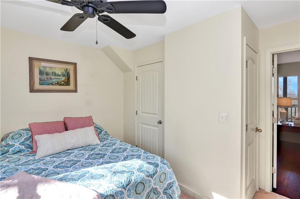 196 Grayson Pointe Property Photo 30