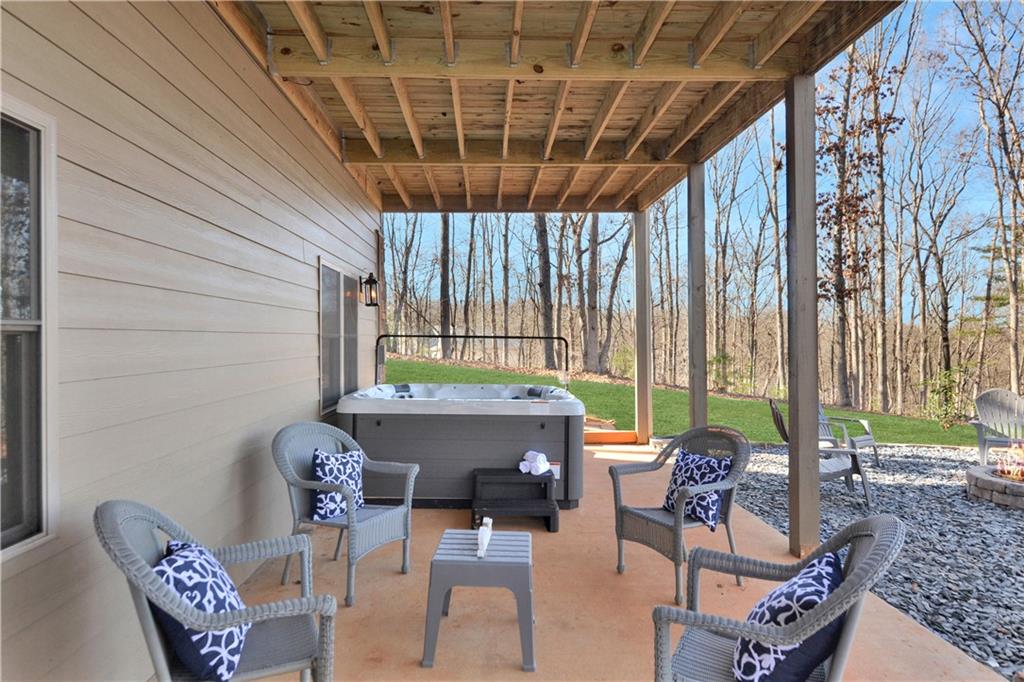 196 Grayson Pointe Property Photo 45