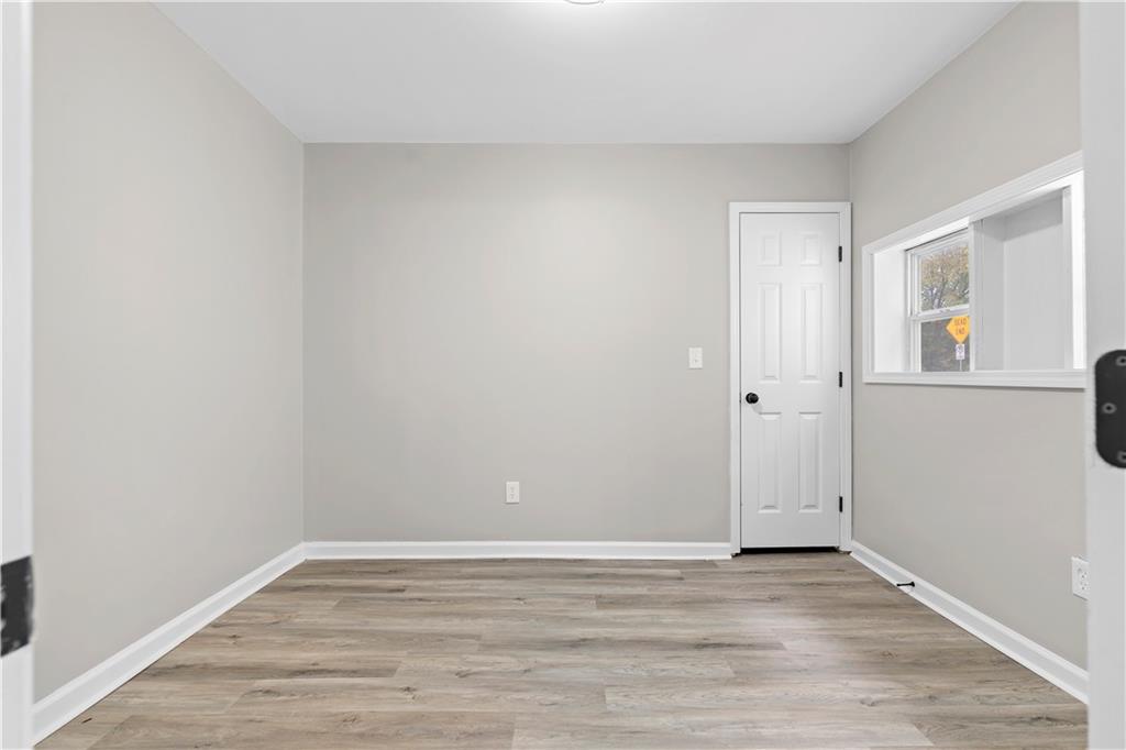 118 Perry Street Property Photo 16