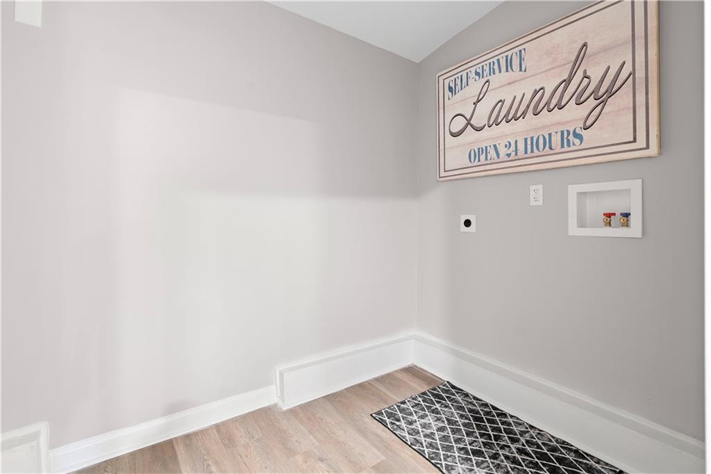 118 Perry Street Property Photo 17