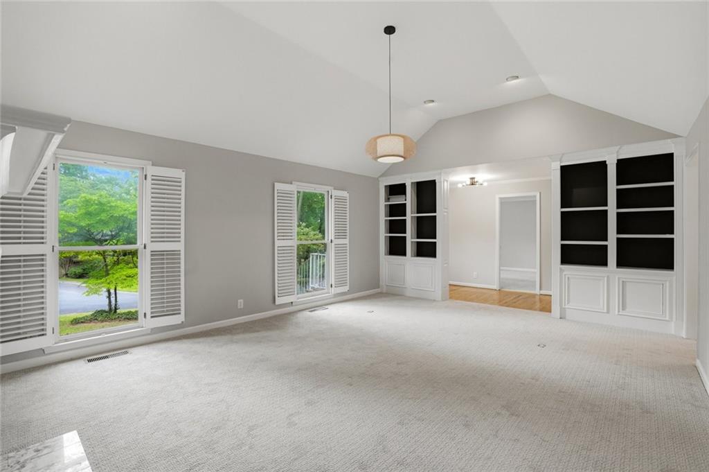 13 Bedford Ridge Property Photo 3