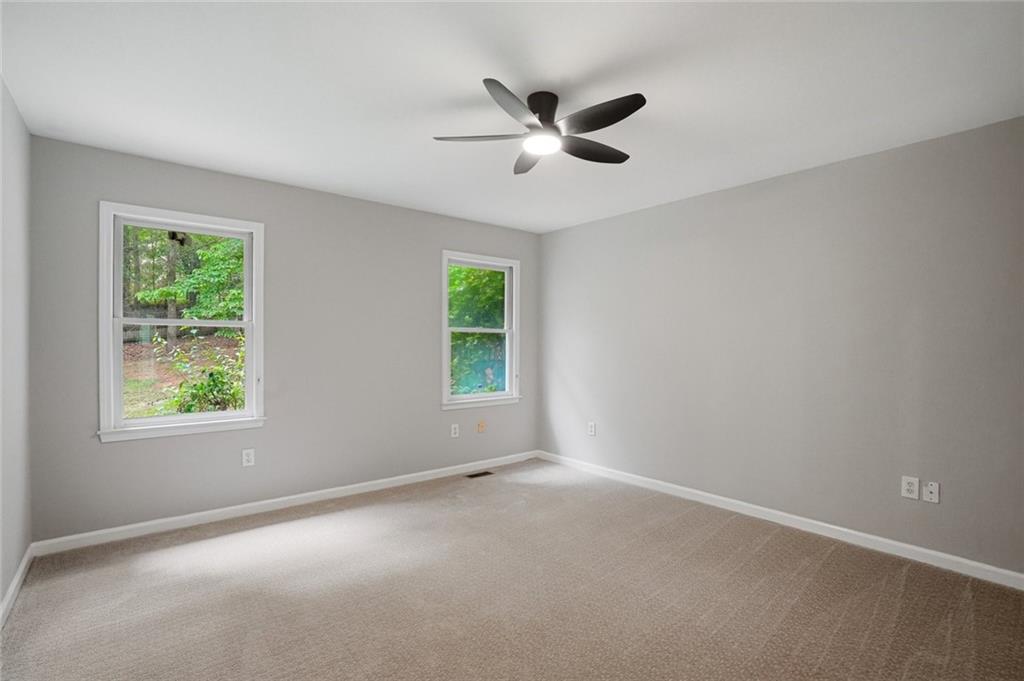 13 Bedford Ridge Property Photo 10
