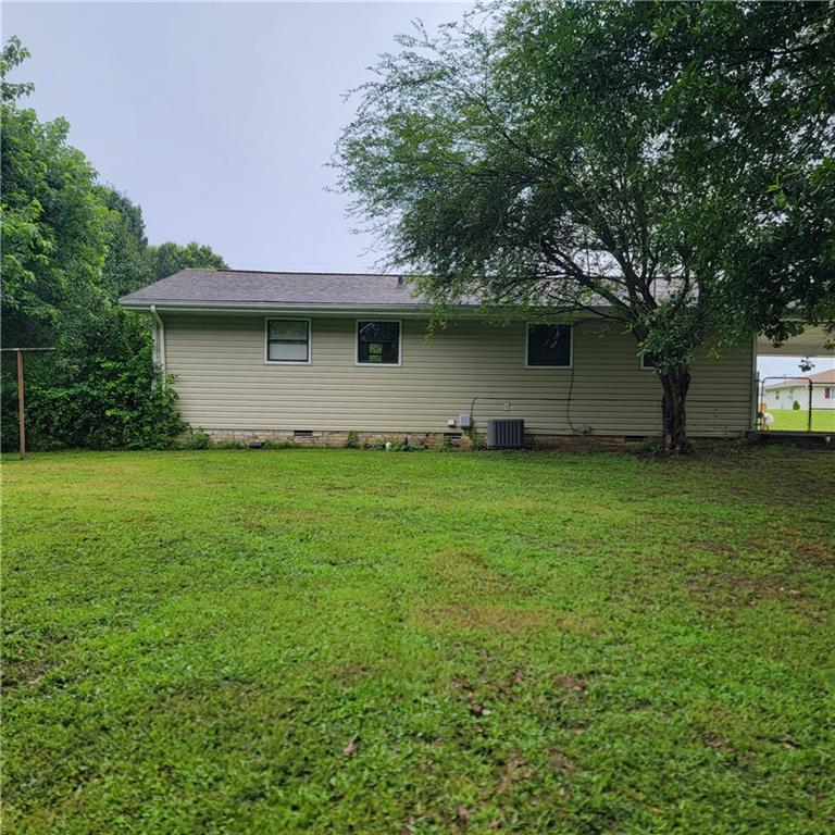 77 Pierce Road Property Photo 4