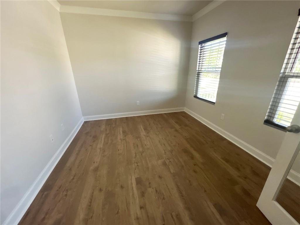 63 Brookstone Park E Property Photo 3