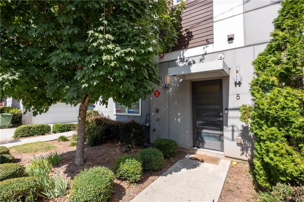 1672 Dekalb Avenue Ne Unit 5 Property Photo 1
