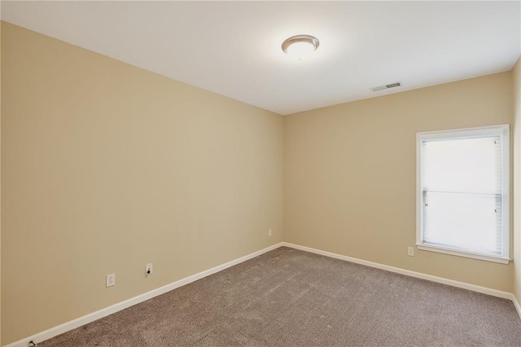 2979 Gateland Square Property Photo 11
