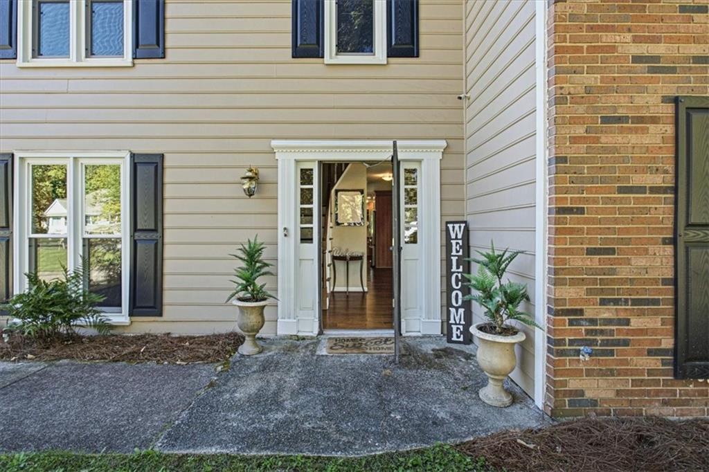 7845991 Property Photo 3