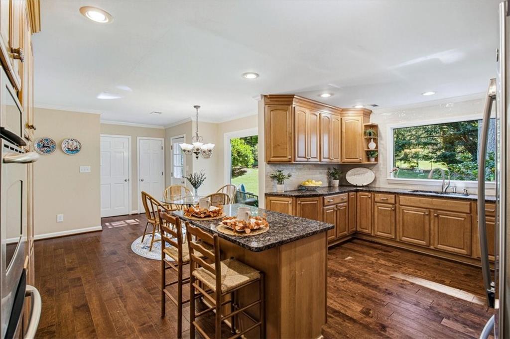 7845991 Property Photo 11