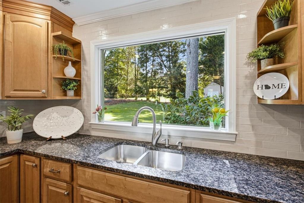 7845991 Property Photo 16