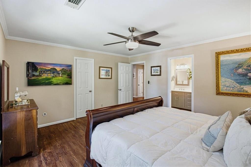 7845991 Property Photo 28