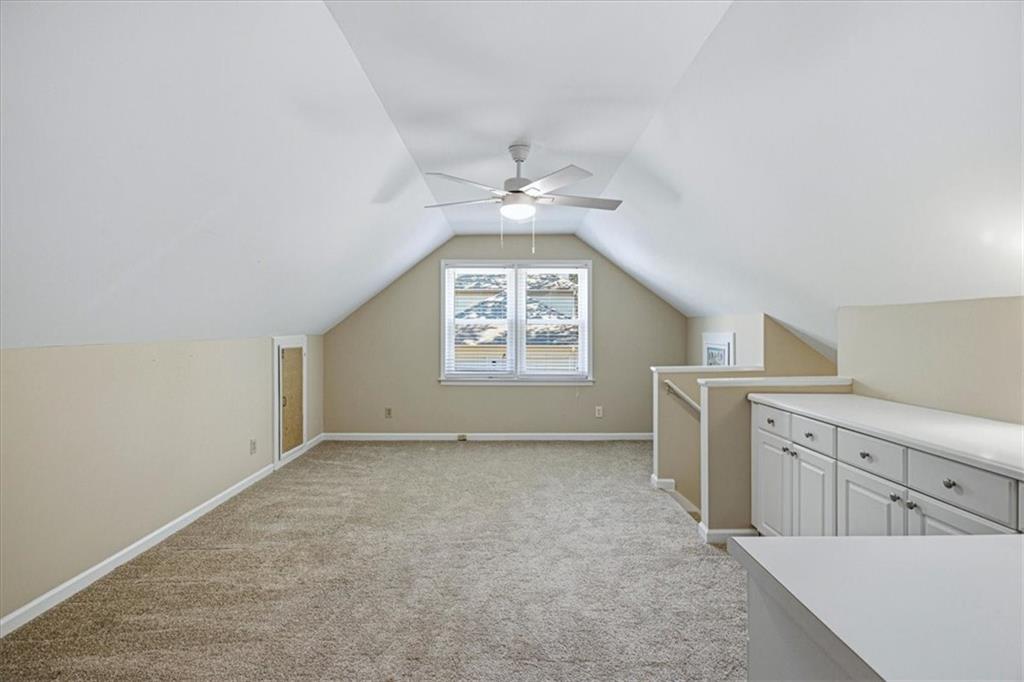 7845991 Property Photo 39
