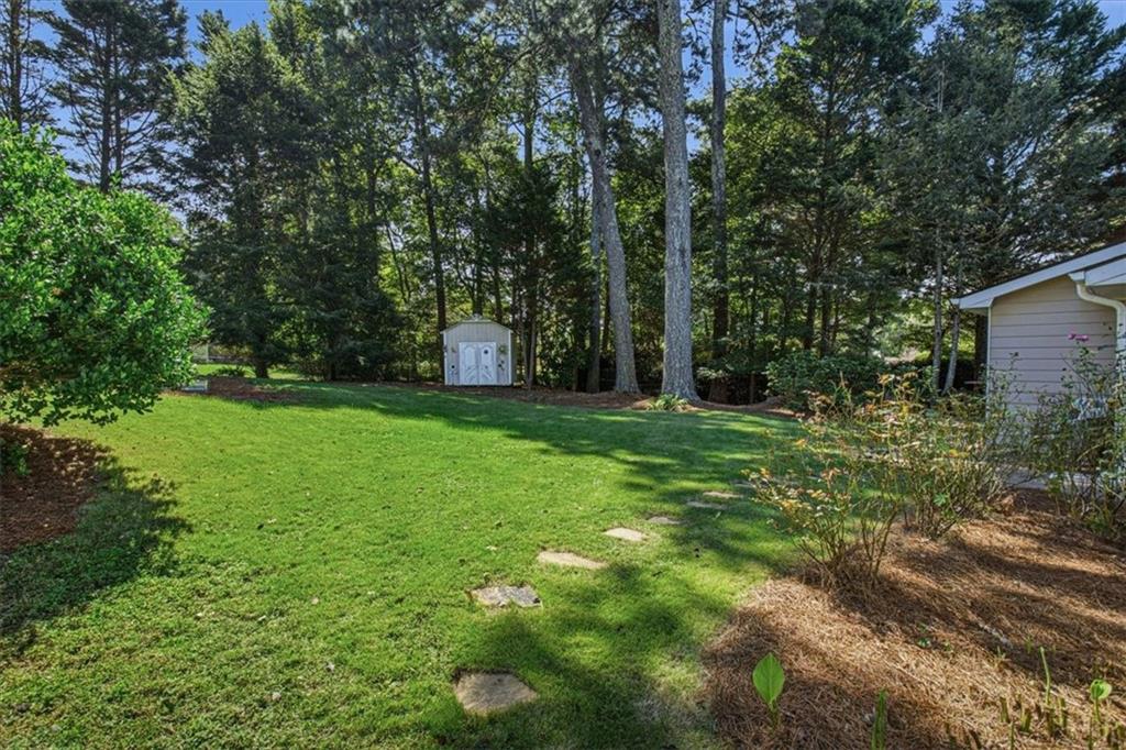 7845991 Property Photo 42