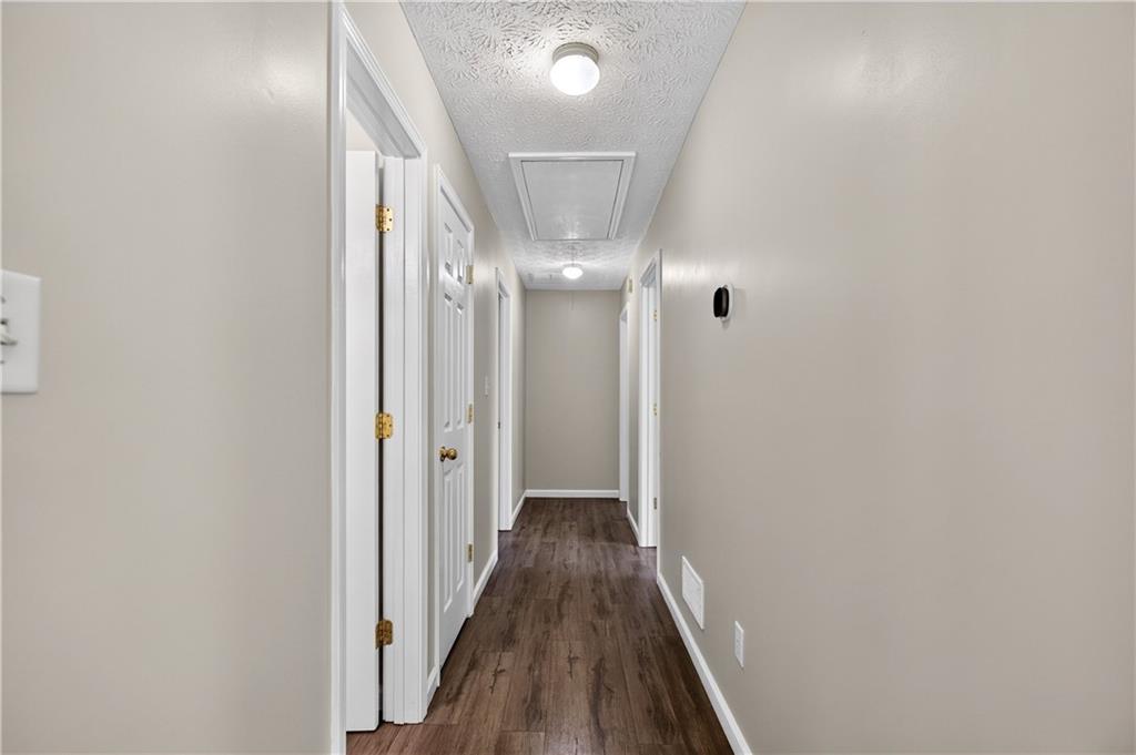 316 Cobb Court Property Photo 12