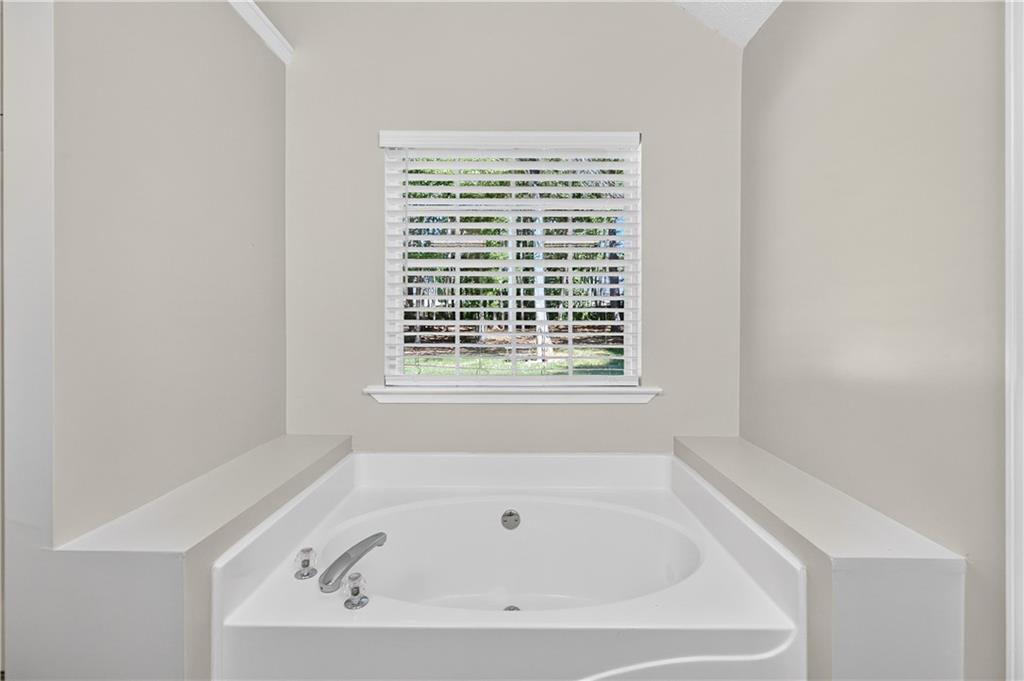 316 Cobb Court Property Photo 17