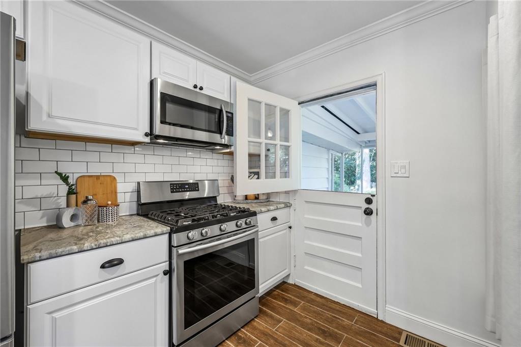 1173 Forrest Boulevard Property Photo 13