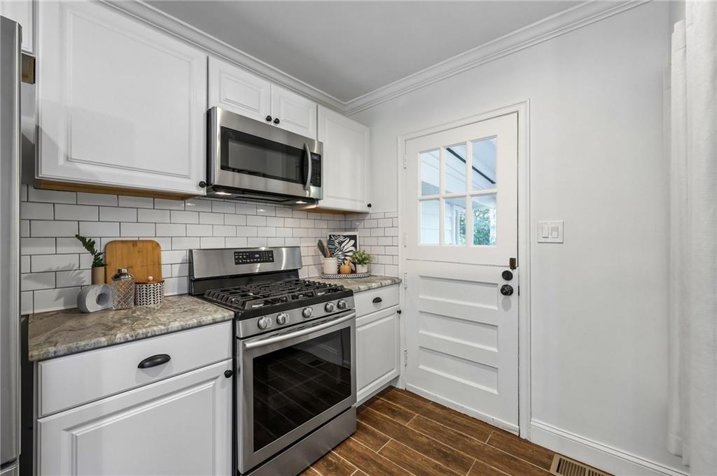 1173 Forrest Boulevard Property Photo 14