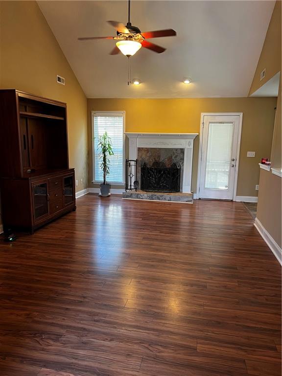 601 Riverside Drive Nw Property Photo 5