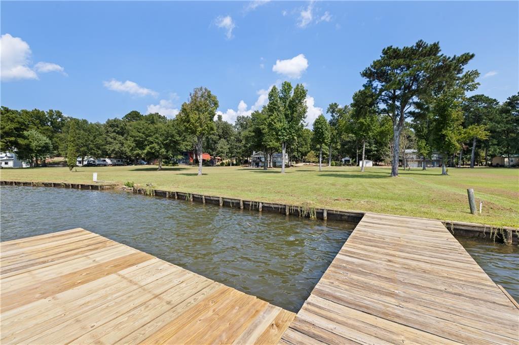 7846234 Property Photo 44