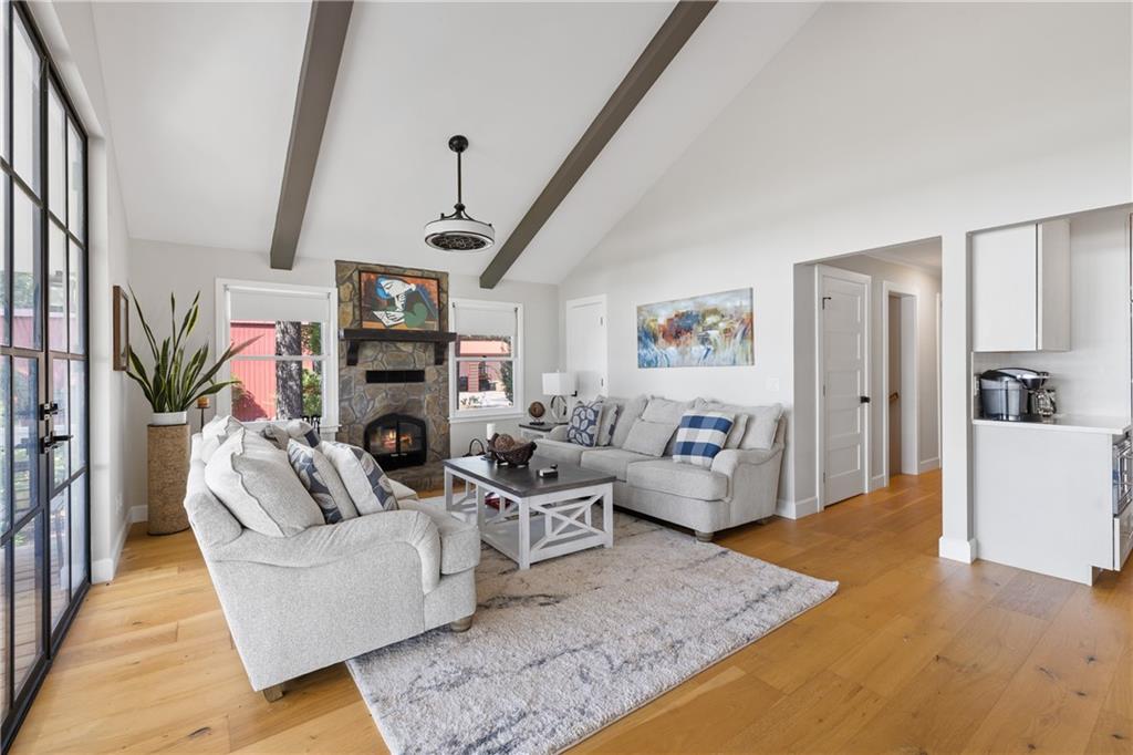 7846234 Property Photo 80