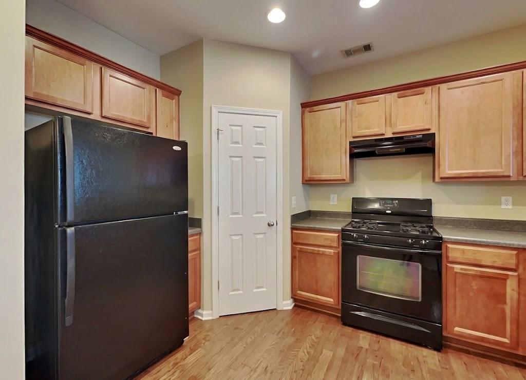 2823 Gower Way Property Photo 7