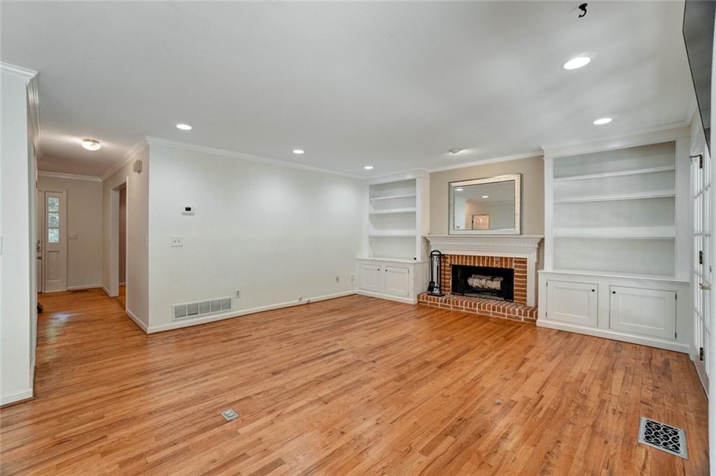 295 Oakmere Road Property Photo 15