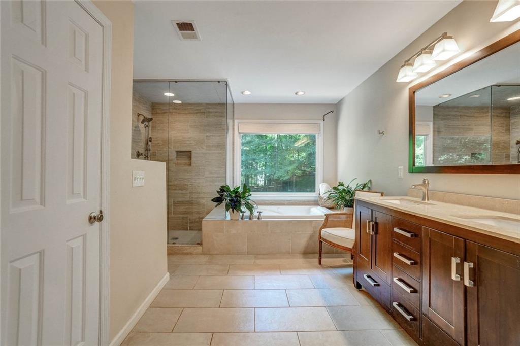295 Oakmere Road Property Photo 23