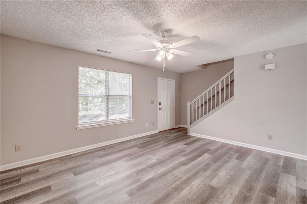 4084 Hidden Hollow Drive Unit B Property Photo 8