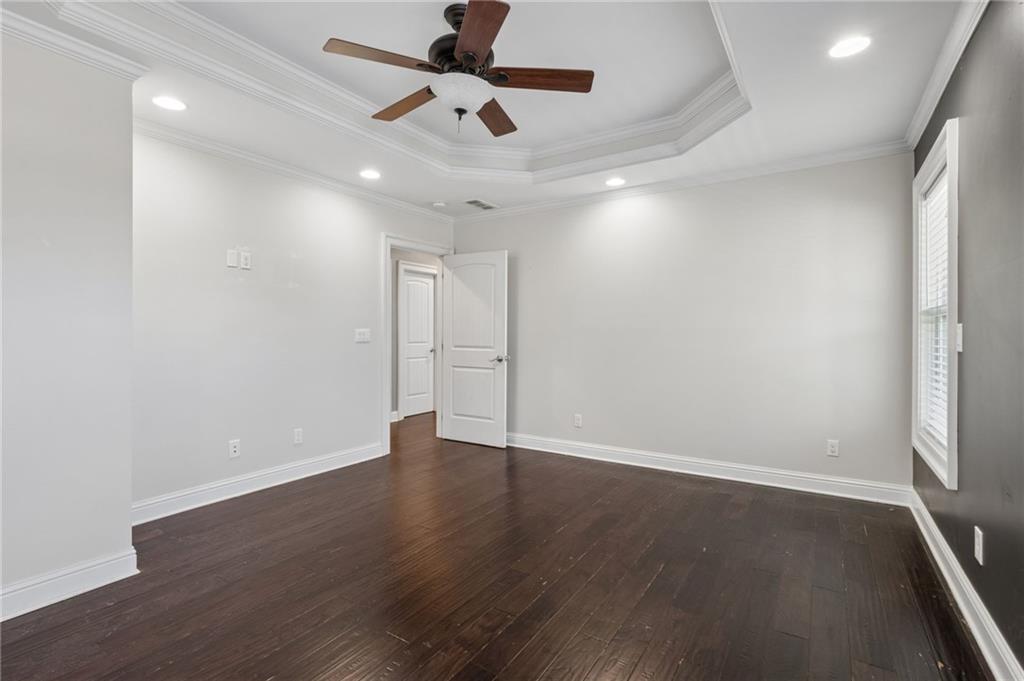 112 E Stephens Street Property Photo 29