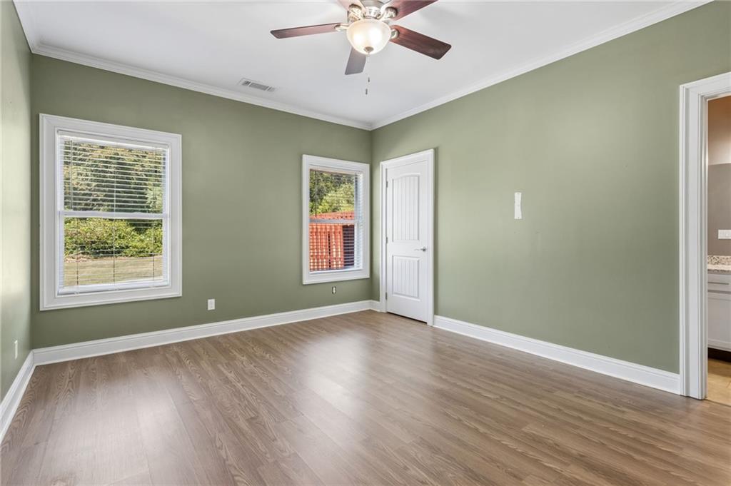 112 E Stephens Street Property Photo 39