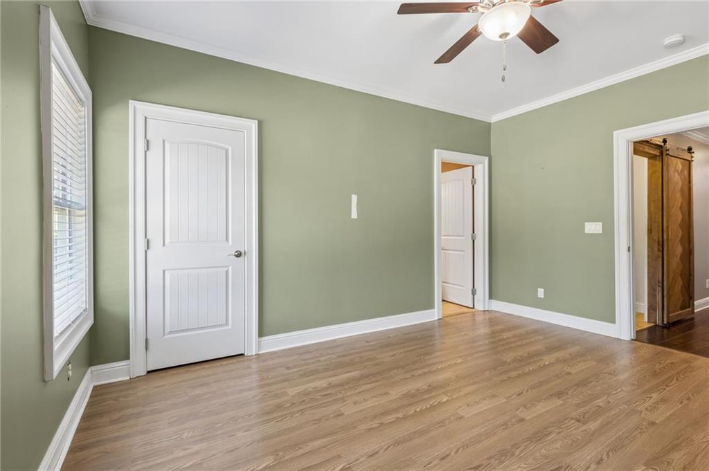 112 E Stephens Street Property Photo 40