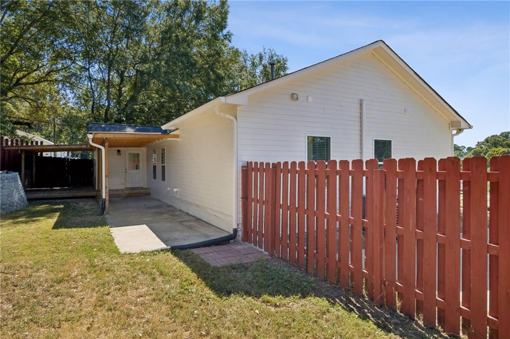 112 E Stephens Street Property Photo 46