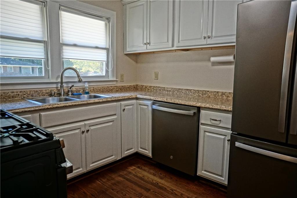 414 Gresham Property Photo 20
