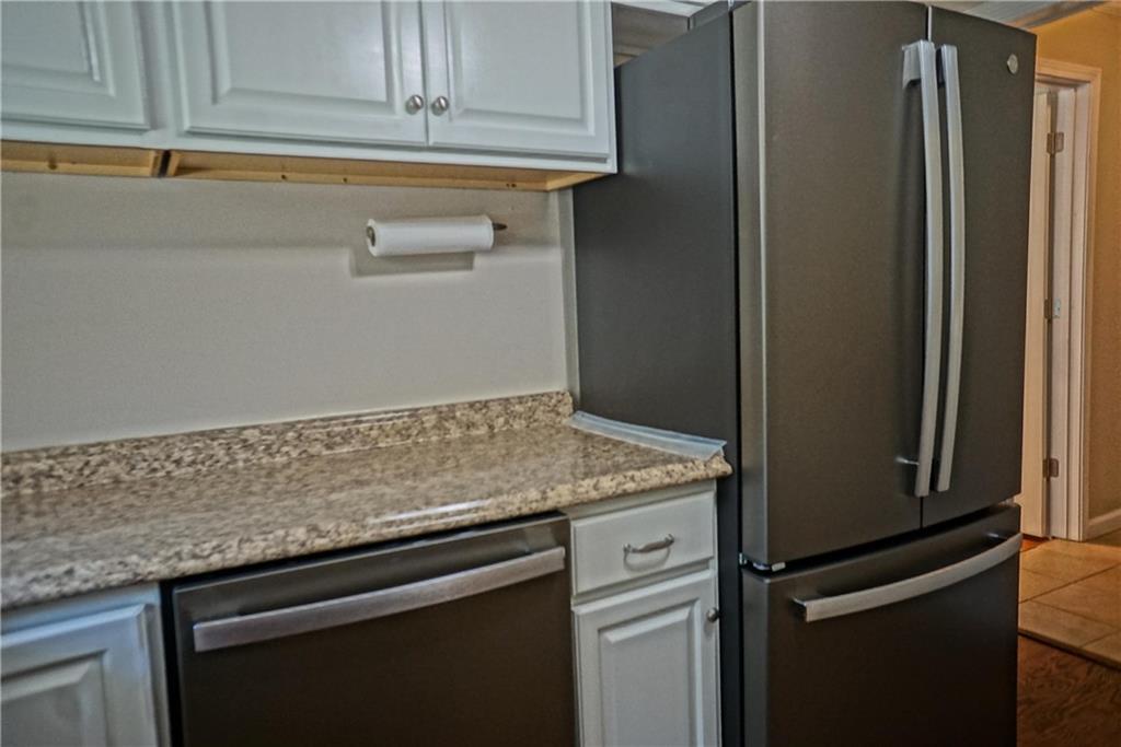 414 Gresham Property Photo 22