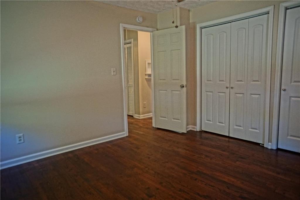 414 Gresham Property Photo 32