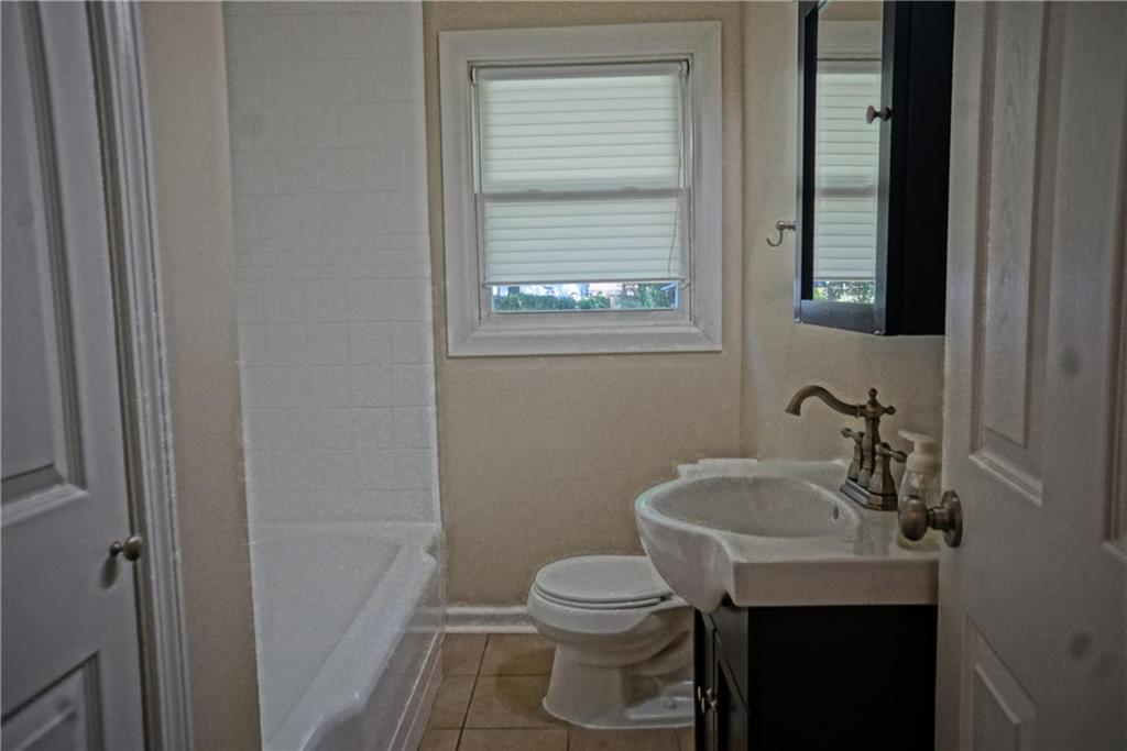 414 Gresham Property Photo 33