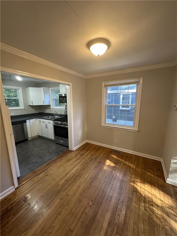 691 Daniel Avenue Property Photo 3